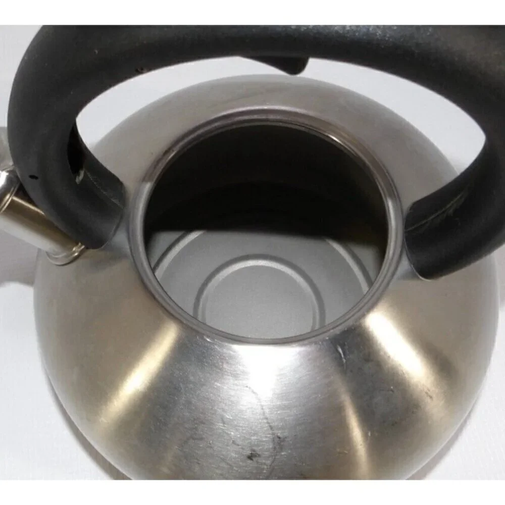 CUSINART stainless steel 2 QT whistling tea kettle CTK-SS4